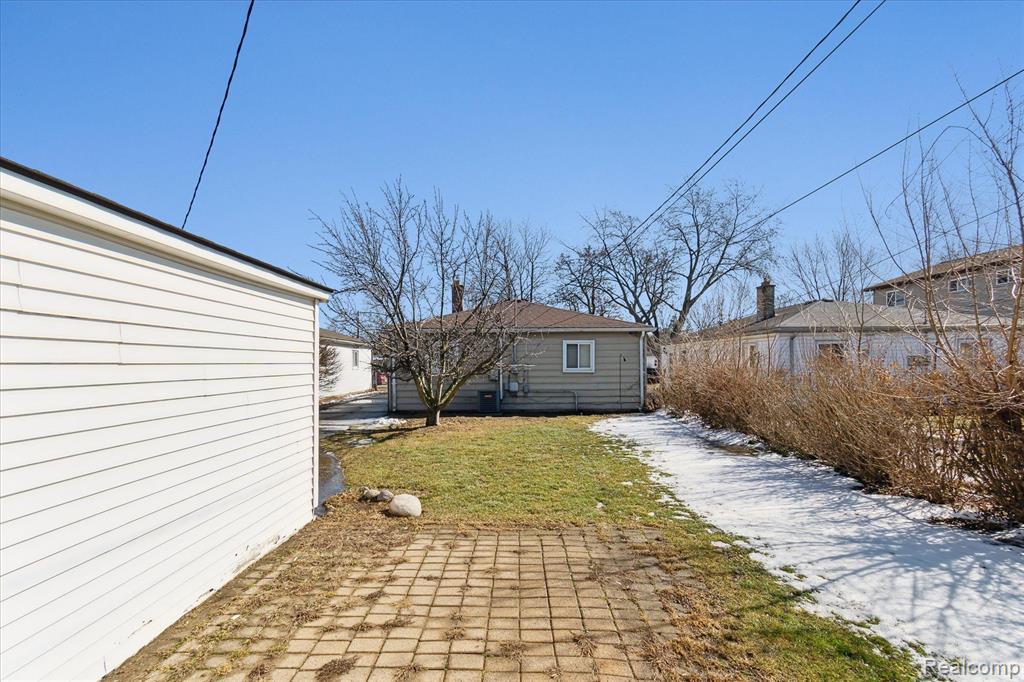 6491 N WAVERLY Street, Dearborn Heights, MI 48127 — Photo 31