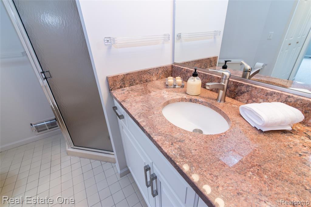5007 Timberway Trail, Clarkston, MI — Photo 38