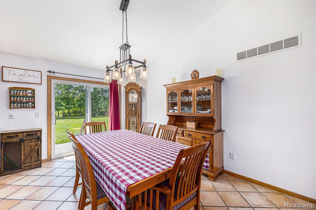 2866 Graham Road, Imlay City, MI 48444 — Photo 9