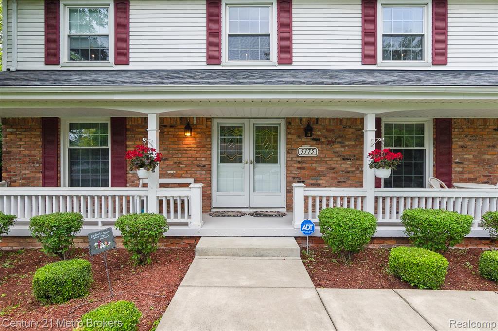5175 CANDLEWOOD Drive, Grand Blanc, MI 48439 — Photo 3