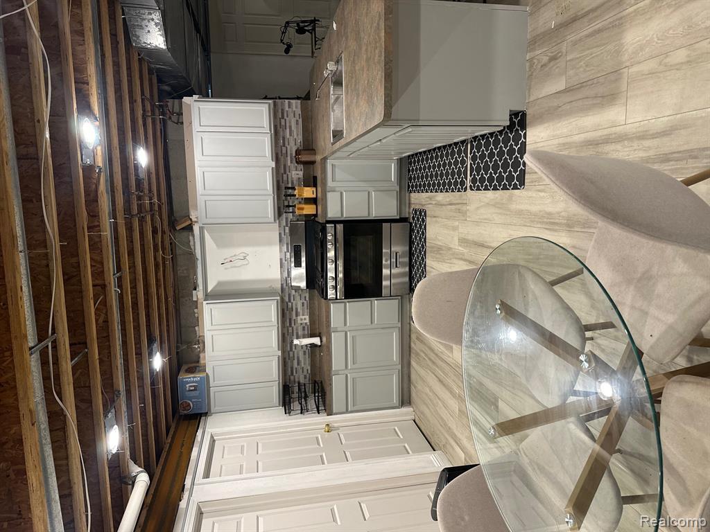 15347 Drysdale Street, Southgate, MI 48195 — Photo 35