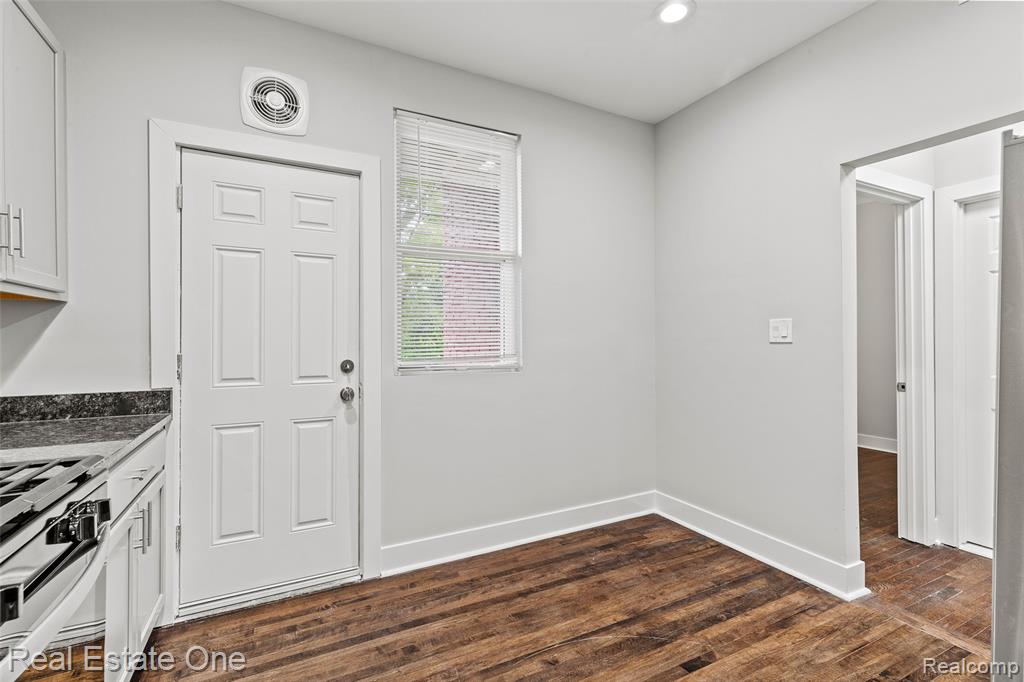 2282 Belvidere Street, Detroit, MI 48214 — Photo 32