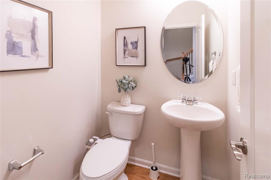 43635 CHANCELLOR LANE, Novi, MI — Photo 25