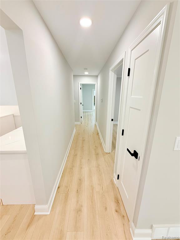 21805 Downing Street, Saint Clair Shores, MI 48080 — Photo 20