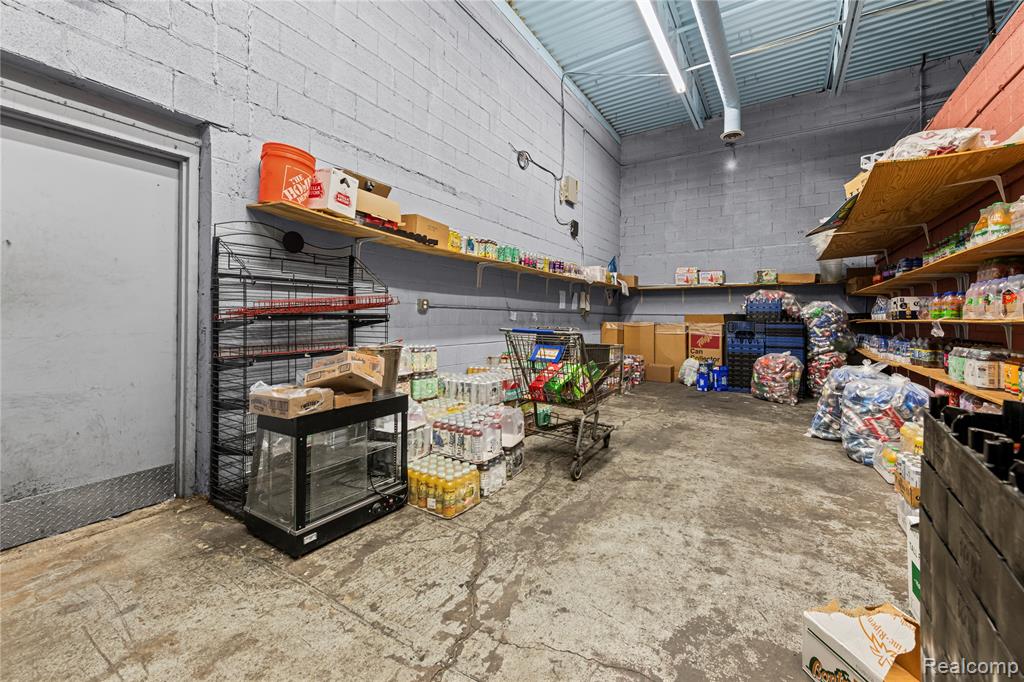 7512 9 Mile E, Macomb, MI 48091 — Photo 13