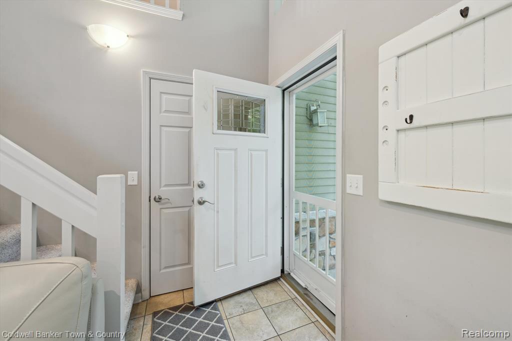 4577 Oaklawn Drive, Pinckney, MI 48169 — Photo 7
