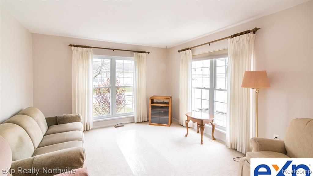 22845 RENFORD Street, Novi, MI — Photo 10
