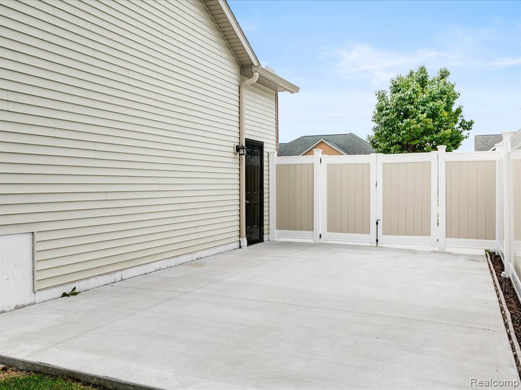 5652 N Lake Drive, Kimball, MI — Photo 38