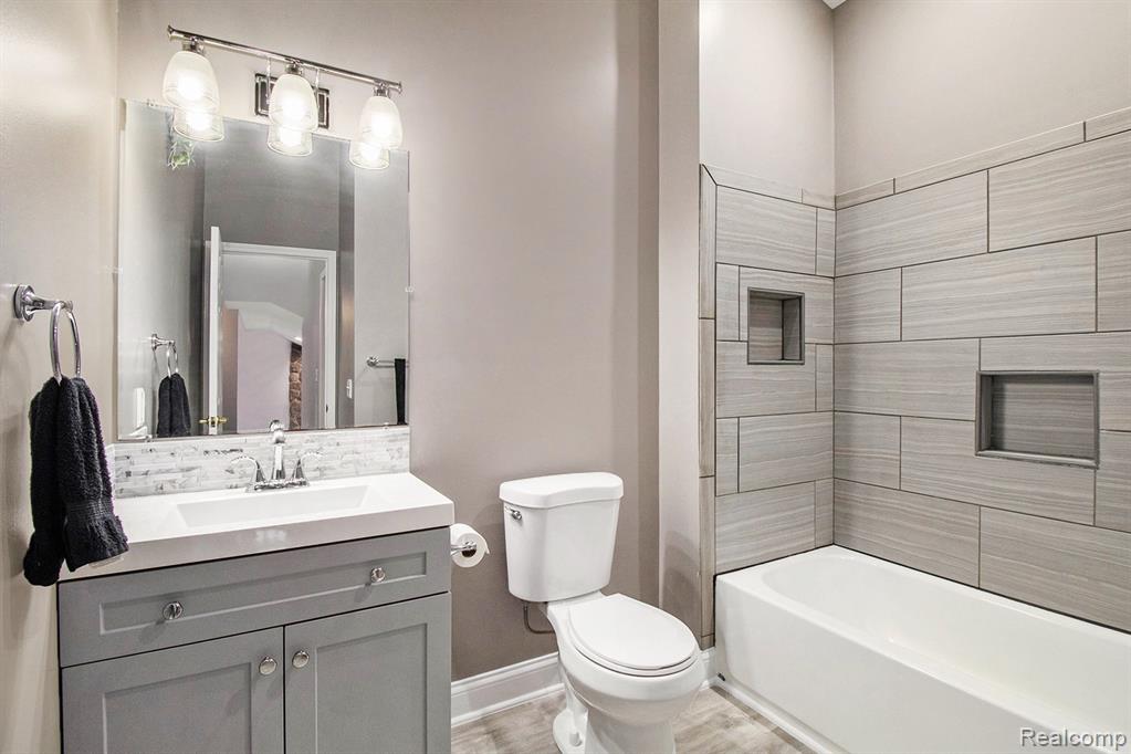 3289 Hilltop Drive, Holly, MI 48442 — Photo 30