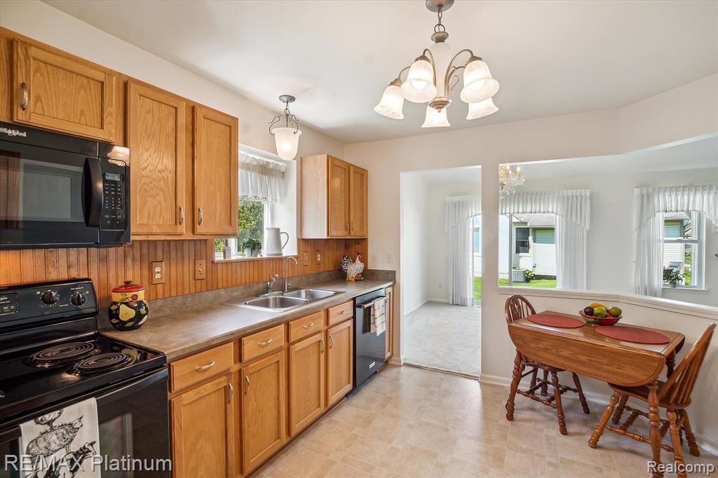 3420 Dewdrop Lane, Howell, MI 48843 — Photo 9