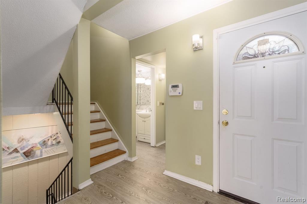 1116 Stafford Place, Detroit, MI 48207 — Photo 9