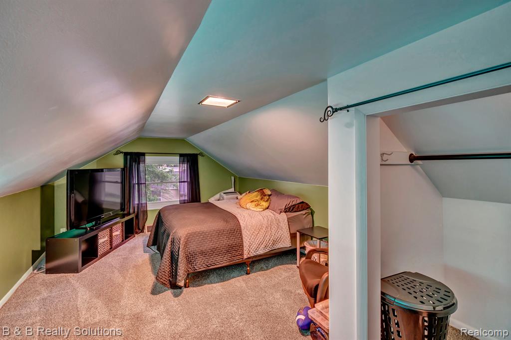 423 LOU ALICE Drive, Columbiaville, MI 48421 — Photo 19