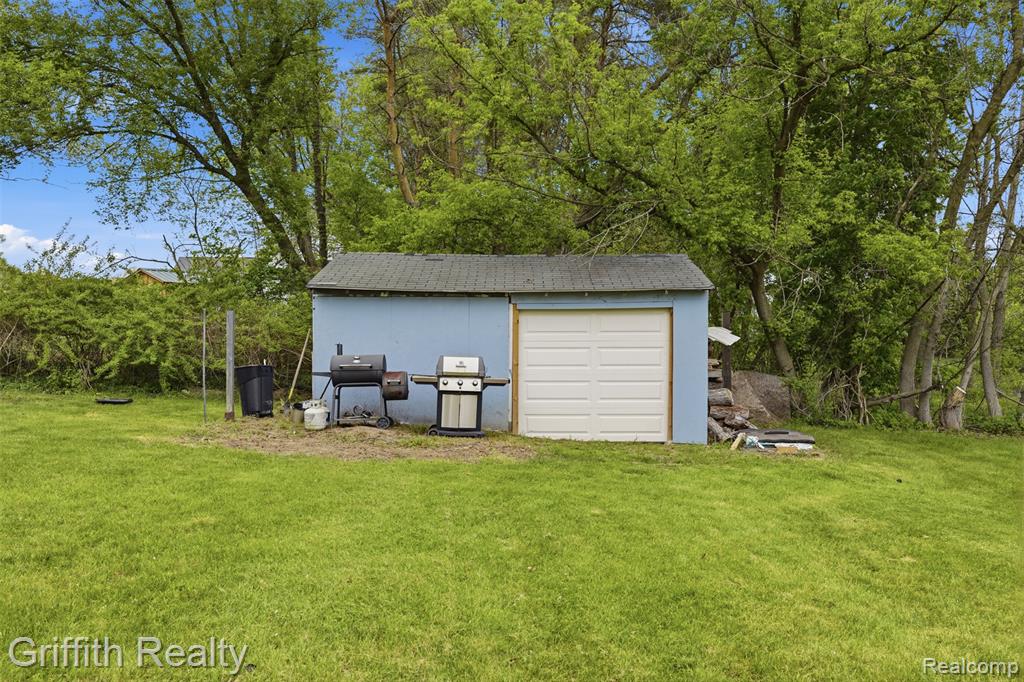 9198 Silver Lake Road, Linden, MI 48451 — Photo 38