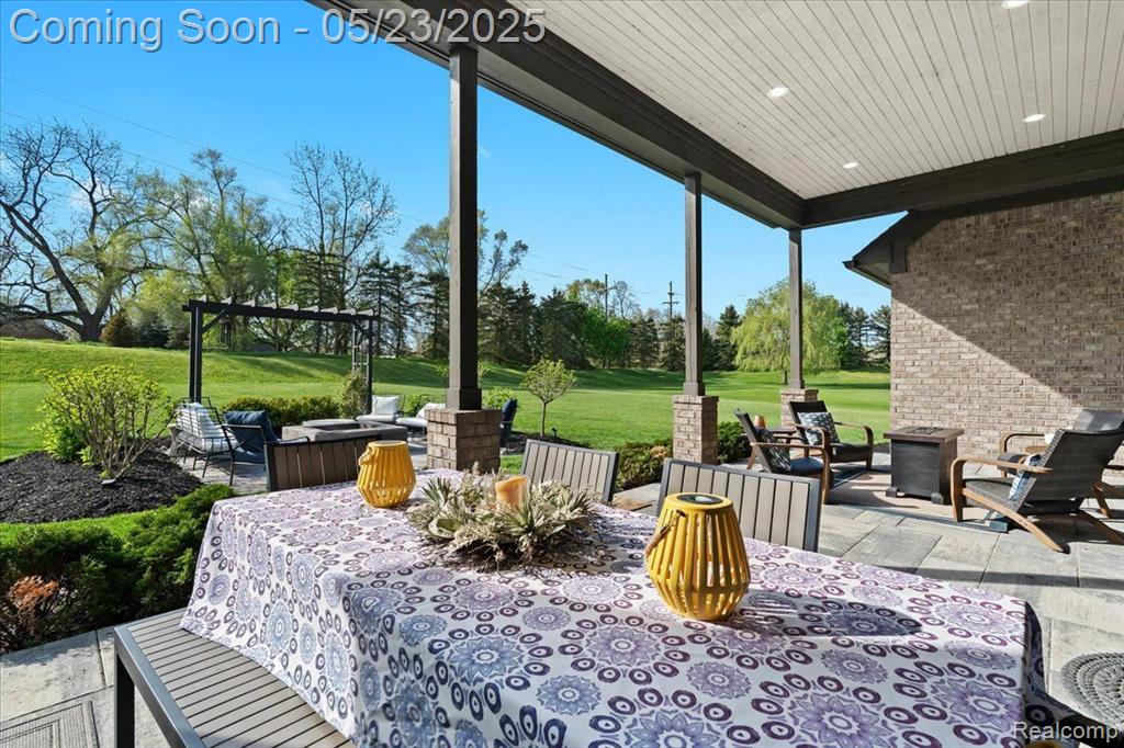 10580 STONEY POINT Drive, South Lyon, MI 48178 — Photo 43