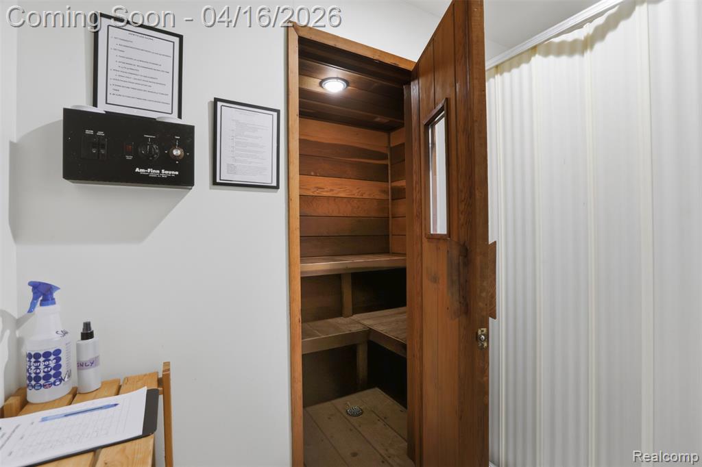 3301 Biddle Avenue, 4C, Wyandotte, MI 48192 — Photo 31