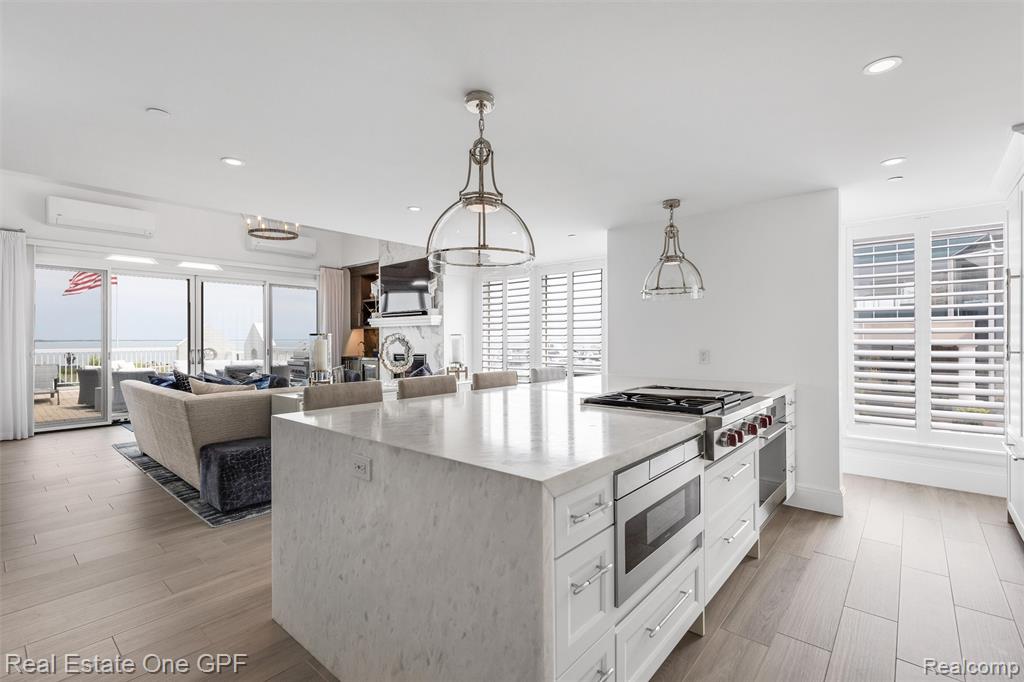 46 Evergreen Drive, 1, Harrison Township, MI — Photo 16