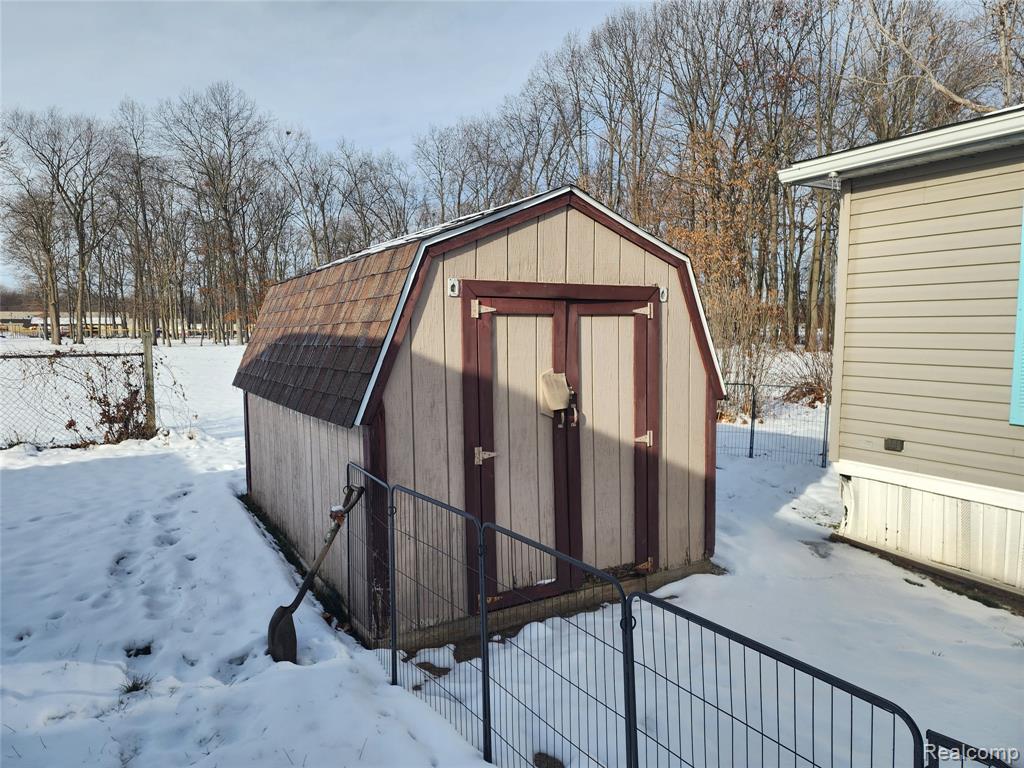 450 Glencoe, Temperance, MI 48182 — Photo 4