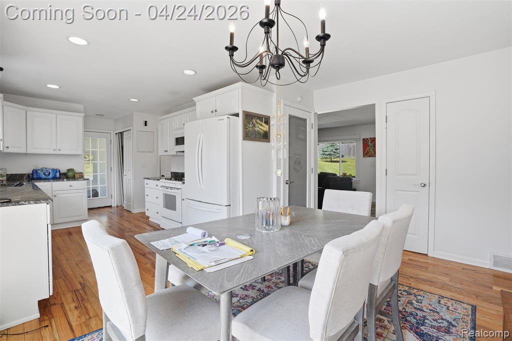 5074 Perryville Road, Holly, MI 48442 — Photo 11