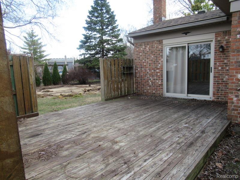 43120 Chaucer Drive, Sterling Heights, MI 48313 — Photo 18