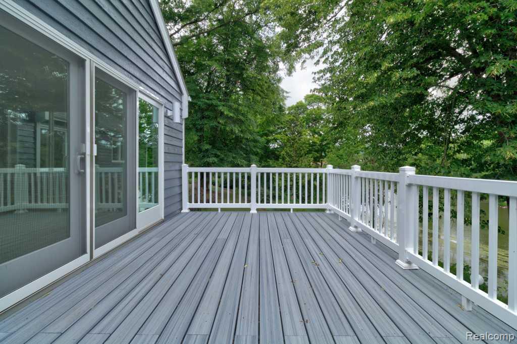 2973 Thorncrest Drive SE, Grand Rapids, MI 49546 — Photo 10
