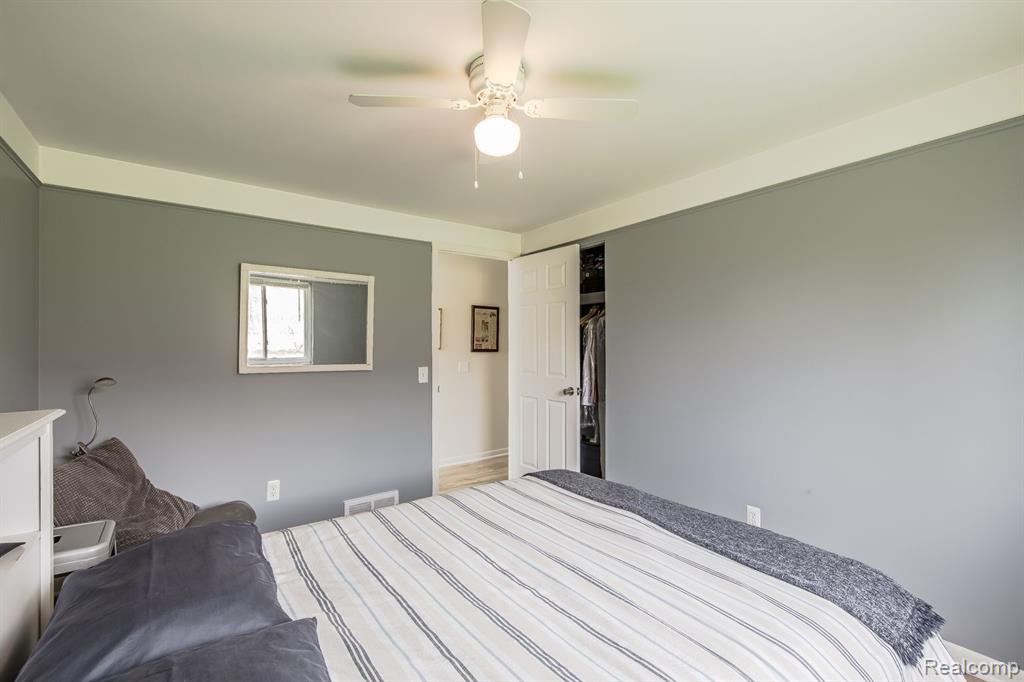 8650 KNOX Road, Clarkston, MI 48348 — Photo 37