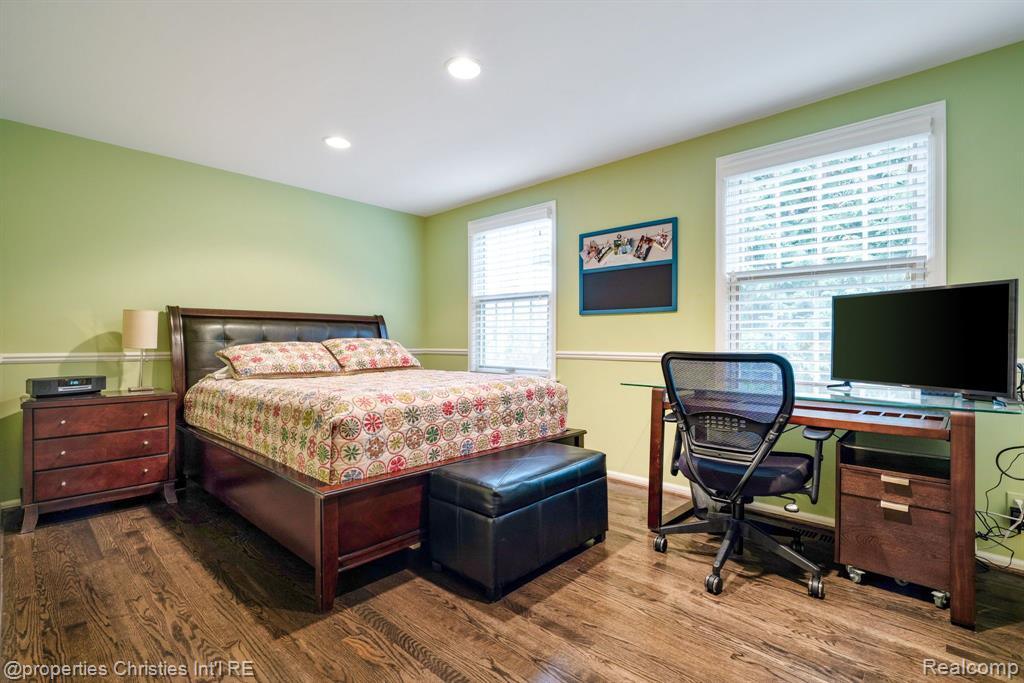 660 Woodland, Birmingham, MI 48009 — Photo 22