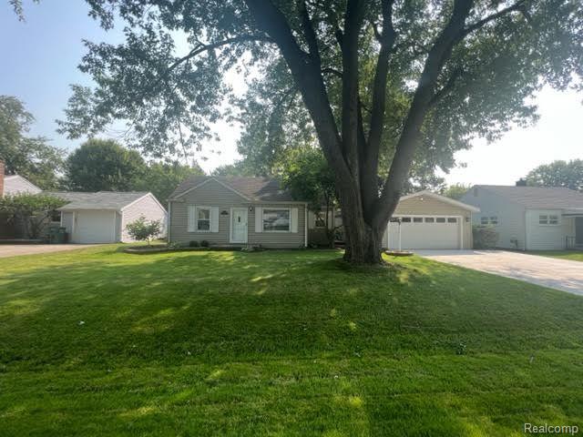 9024 MARLOWE Avenue, Plymouth, MI 48170 — Photo 32