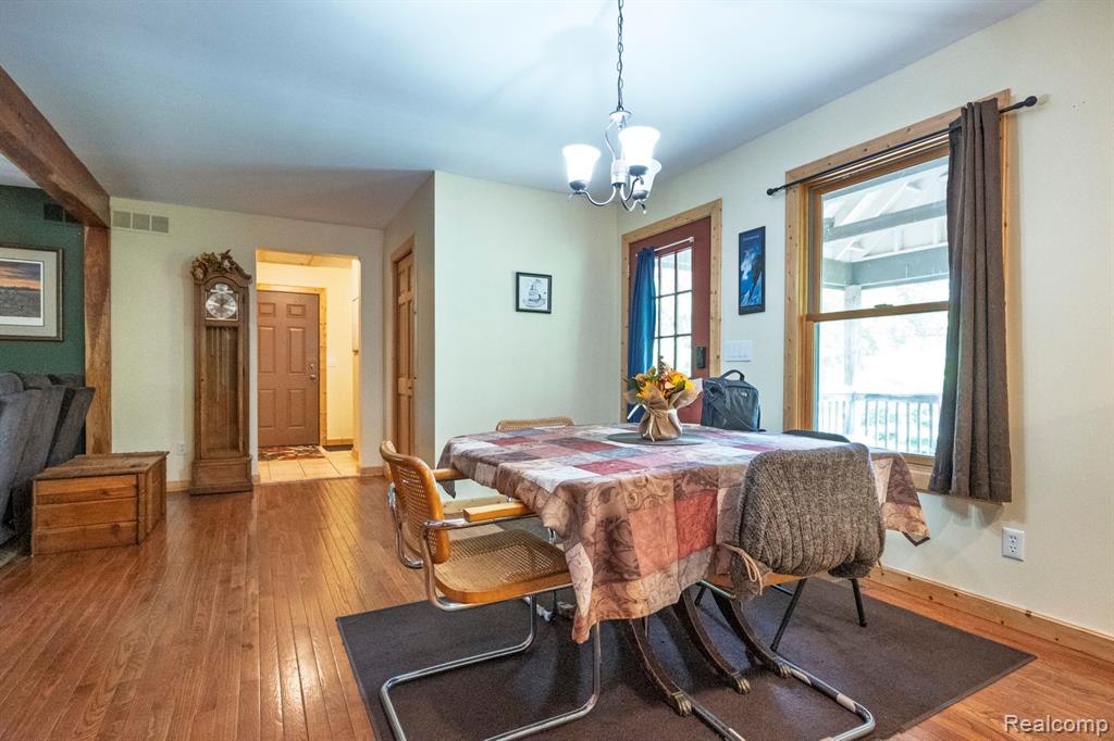 475 Dailey Court, Fowlerville, MI 48836 — Photo 11