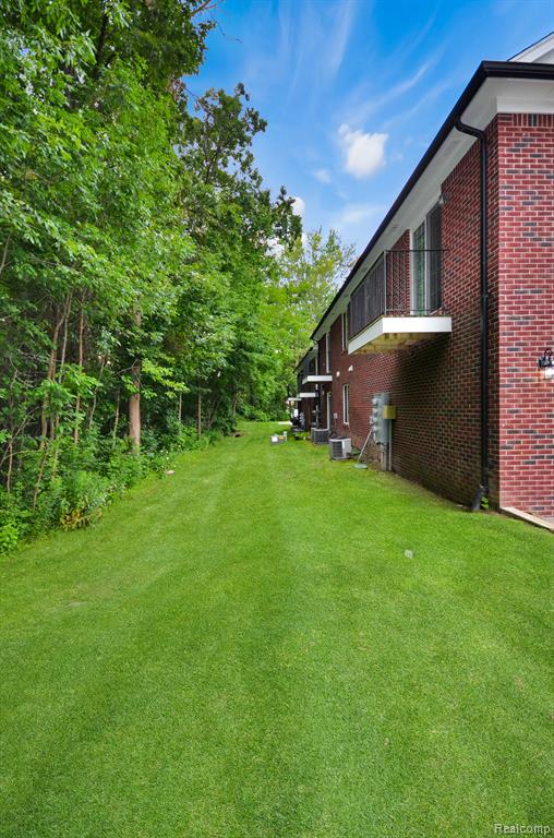 8425 Williamstown Drive, Shelby Twp, MI 48316 — Photo 3