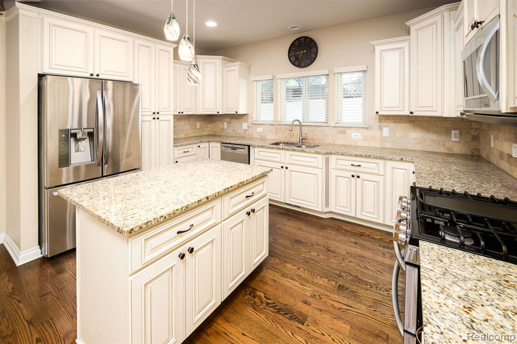 845 NOVI Street, Northville, MI 48167 — Photo 15