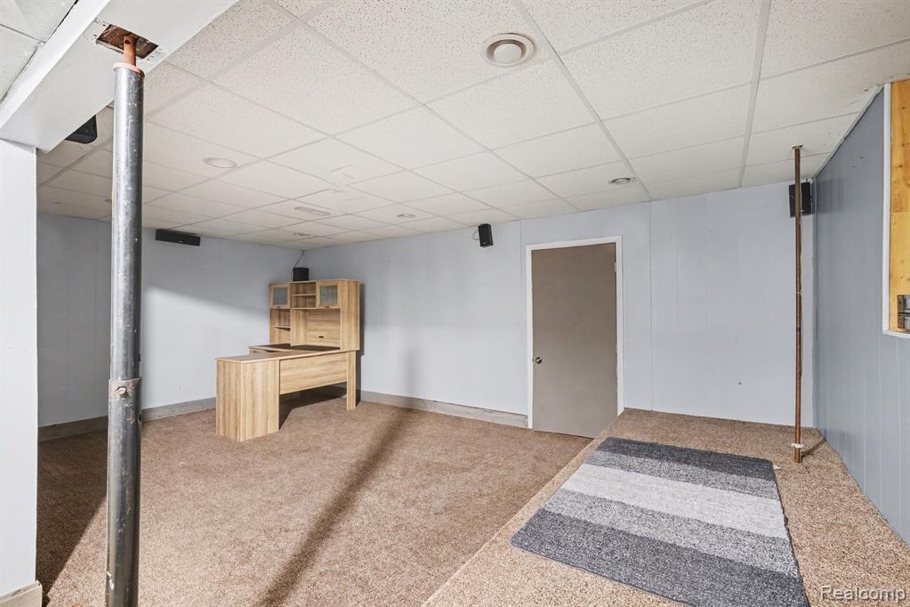 9184 Chesterfield Drive, Swartz Creek, MI 48473 — Photo 16
