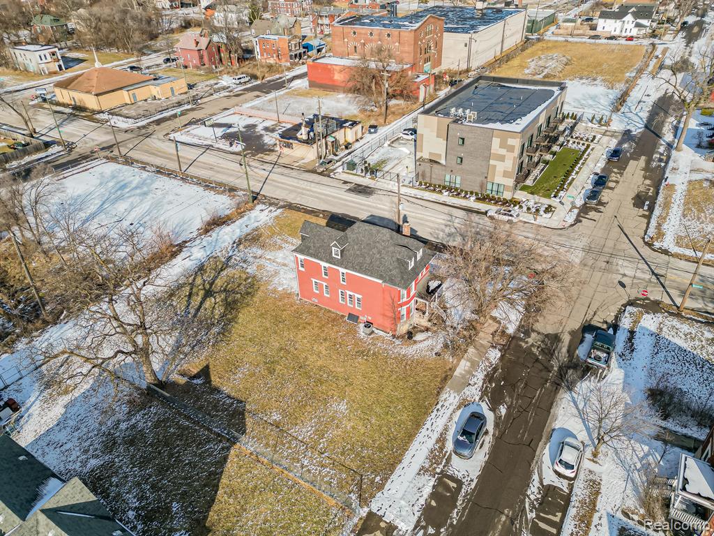 439 HORTON Street - Photo 4