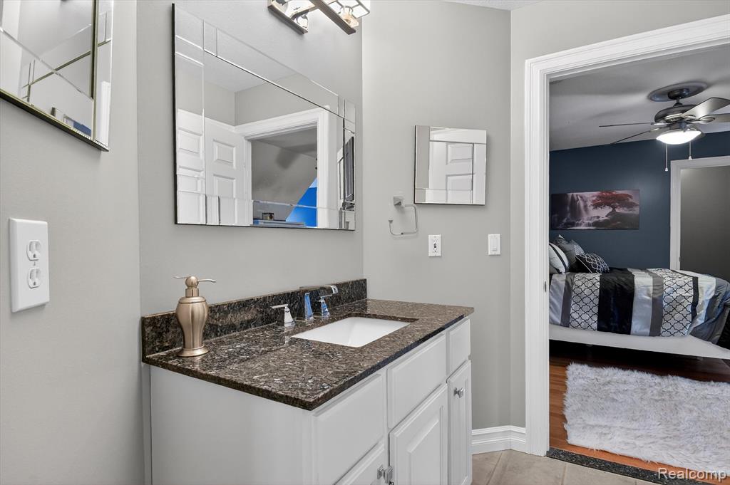 19225 Savage Road, Belleville, MI 48111 — Photo 41