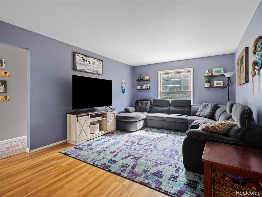 8497 Hickory Hill Drive, Grand Blanc, MI 48439 — Photo 8