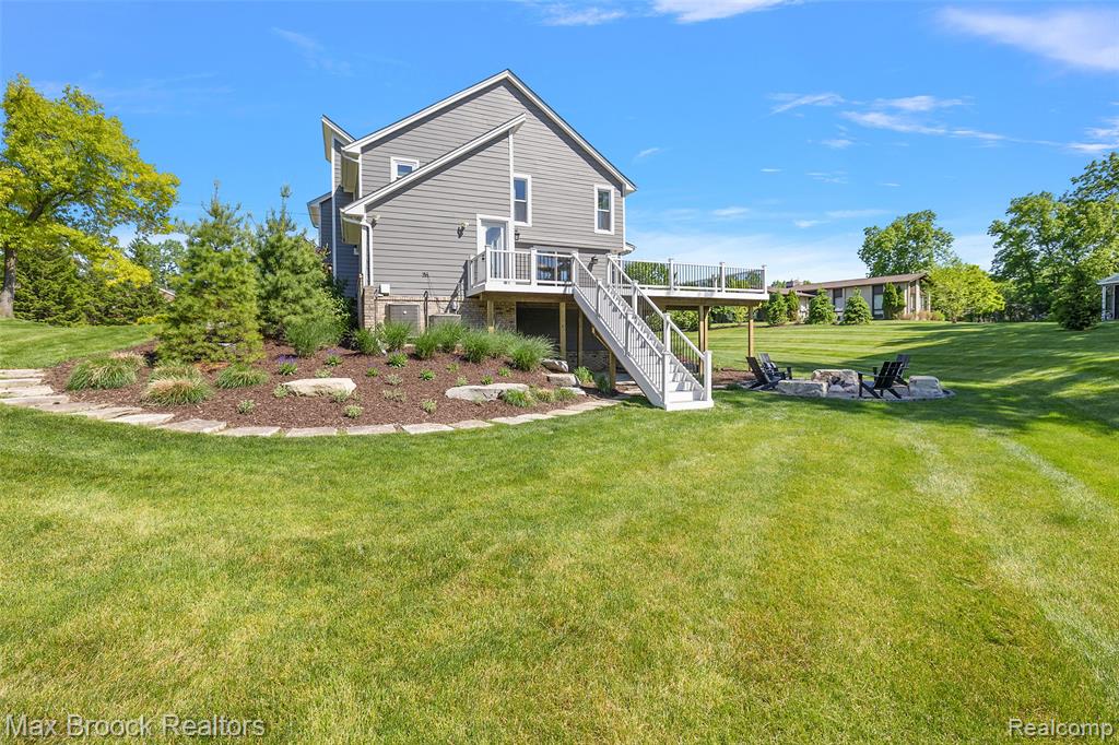1933 Lone Pine Road, Bloomfield Hills, MI 48302 — Photo 37