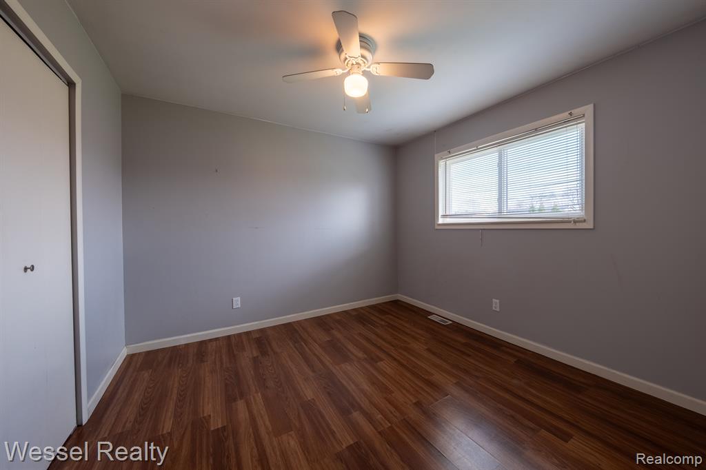 41948 Betley Drive, Sterling Heights, MI 48313 — Photo 14