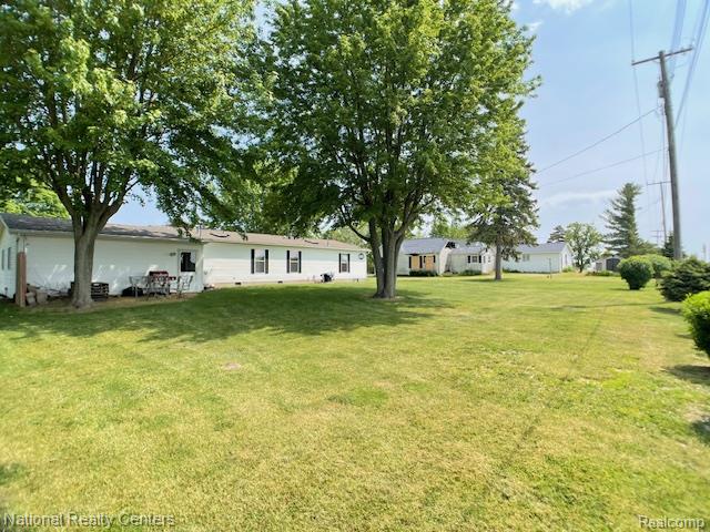 2538 Parrott Street, Deckerville, MI 48427 — Photo 10