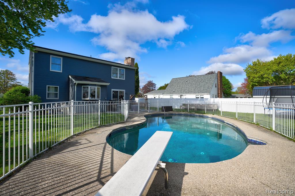 682 Zehnder Drive, Frankenmuth, MI 48734 — Photo 60