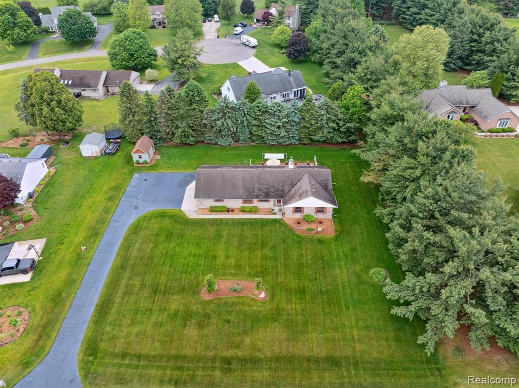 9762 Dickerson Court, South Lyon, MI 48178 — Photo 53