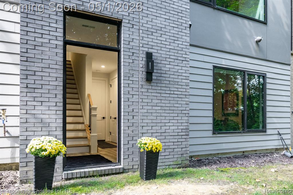 108 N CENTER Cove - Photo 3