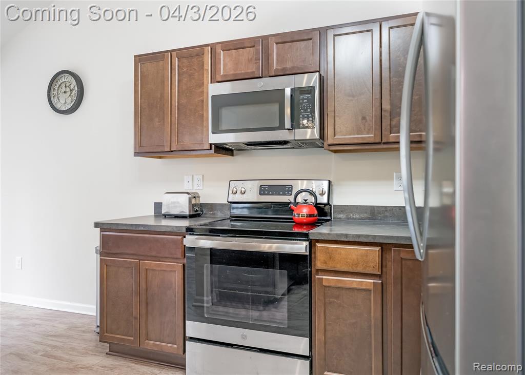 17786 Woodstock Court, Romulus, MI 48174 — Photo 11