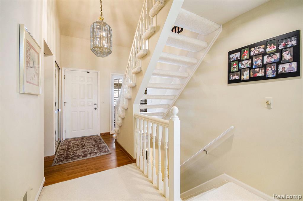 43053 W Kirkwood Drive, 30, Clinton Twp, MI 48038 — Photo 7