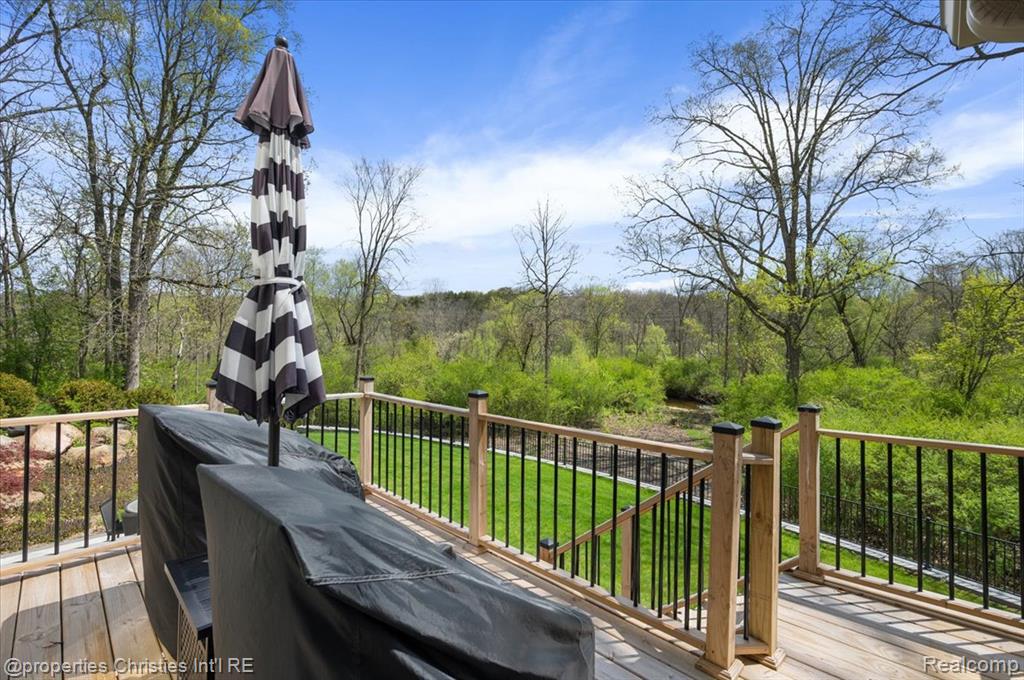 1071 Woodbridge Lane, Rochester, MI 48306 — Photo 63