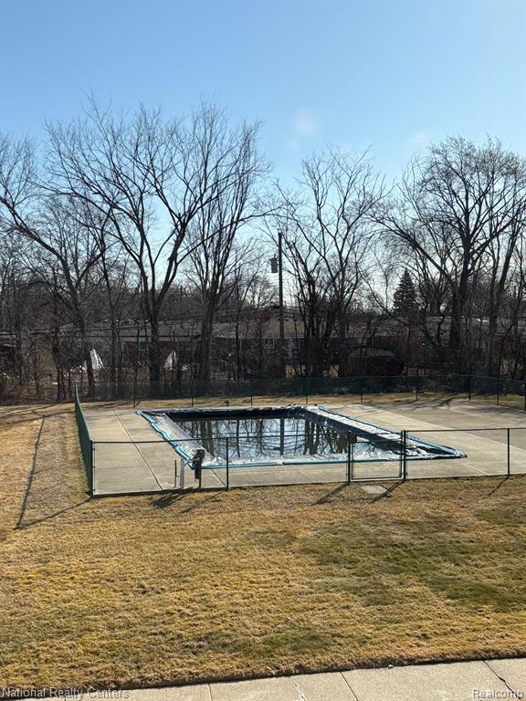 4961 E 10 MILE Road, 8, Warren, MI 48091 — Photo 9