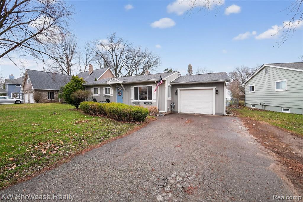 341 Rustic Circle, White Lake, MI — Photo 5