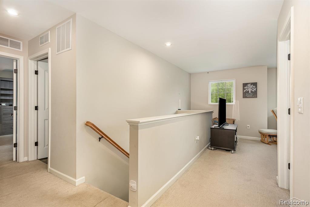 7302 Geraldine Circle, Swartz Creek, MI 48473 — Photo 17