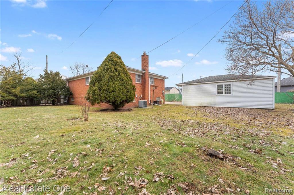 922 5TH Street, Wyandotte, MI 48192 — Photo 25