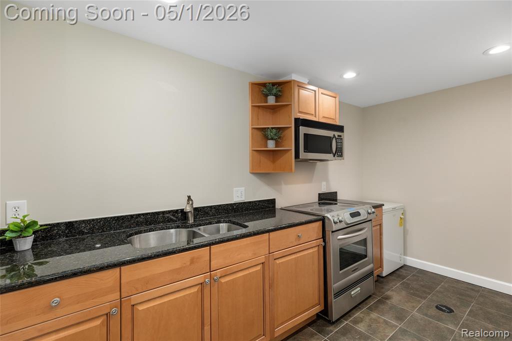 10751 Stoney Point Drive, South Lyon, MI 48178 — Photo 69