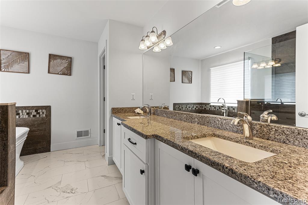 55135 Hanford Court, Shelby Twp, MI 48316 — Photo 26