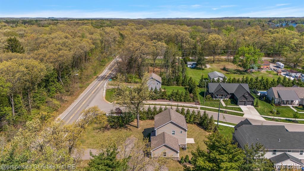 4125 S Newton Road, Commerce Twp, MI 48390 — Photo 38